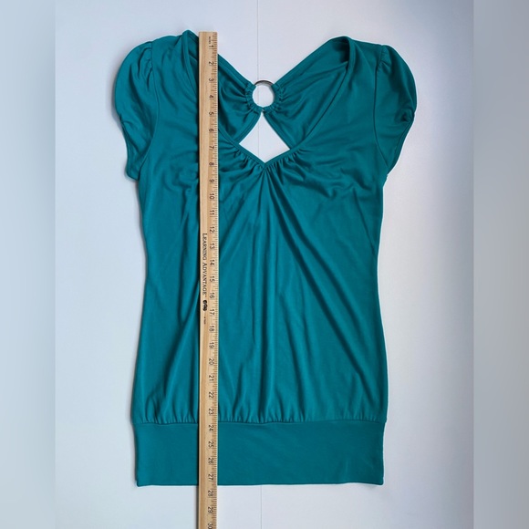 Volume One Women’s V Neck Blouse - Picture 4 of 6